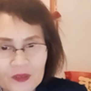完颜讲故事《借b啄光》