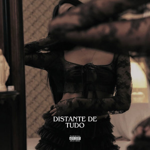 Distante de Tudo