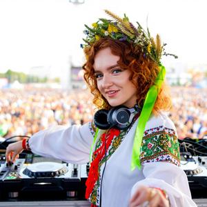 А ми кривого танцю йдем