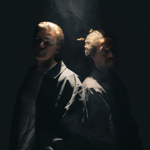 Viimeiseen tanssiin (feat. Juno)