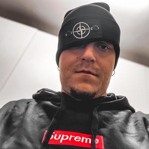 NNSNCMVOI (feat. SAPI)