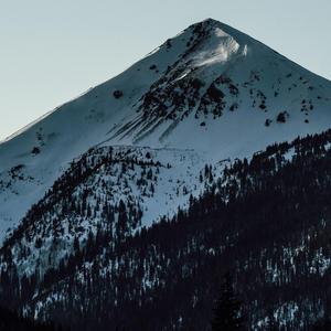 YUHHH (feat. SQUILLO)