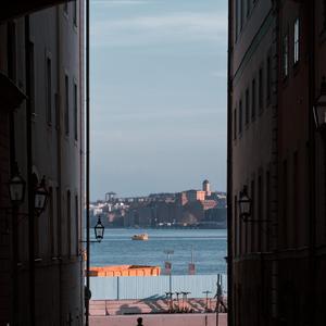 想把你留在这里