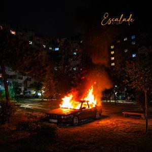 ESCALADE