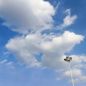 我在昨天的梦里又看见了你