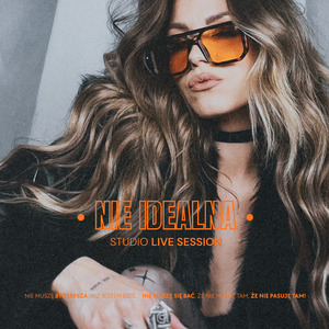 Nie Idealna (Studio Live Session)
