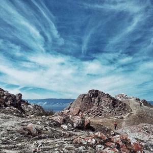 我们的回忆感觉到孤单