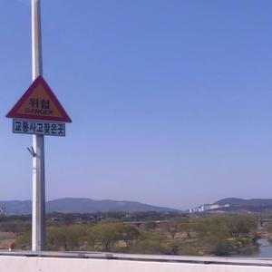 CRITICS (feat. FINLINCE!)