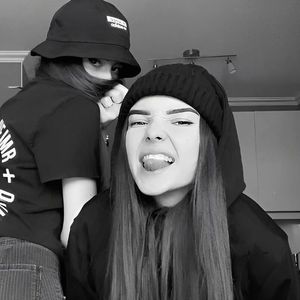 Kapida Yaziyor 10 Numara