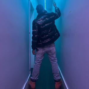 MOVING (feat. RXKNephew)