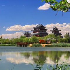 九日登长城关楼