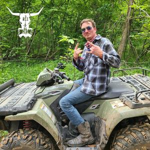 Bitch Showin (feat. Boneface & Xilla Gore-Rel-A)