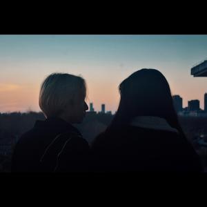 明明是混子，却还是写了腻歪情歌给你