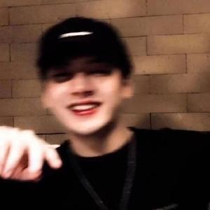 苦于深处人海 却无人向我