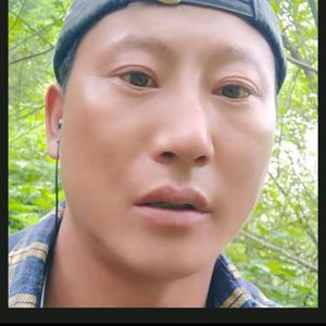 旧纸堆里的暖