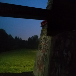 Неоновый свет