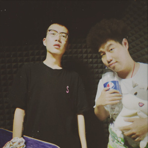 邻家男孩 X 火辣男孩（Homeboy X Hotboy）