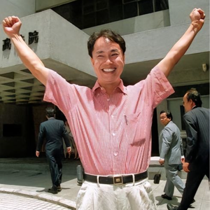 江湖不相信眼泪，社会不同情弱者