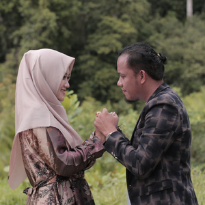 Gadis Penghuni Surga