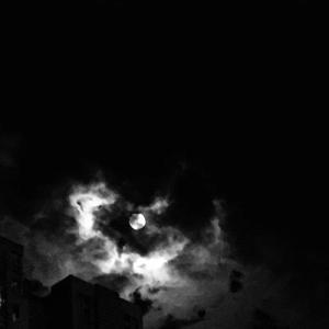 世░界░很░暗░