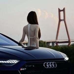 奥迪进行曲（哇扣哇扣）