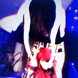 Между танцем