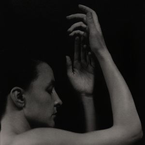 拥抱是为了弥补人类右胸腔没有的心跳