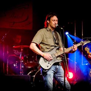 Figyelj rám (Studio Live)