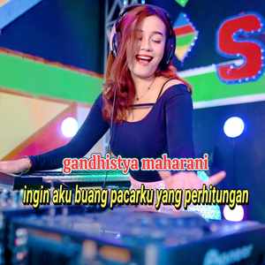 Ingin Aku Buang Pacarku Yang Perhitungan