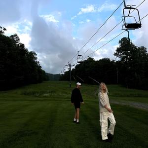 她早就不喜欢花了