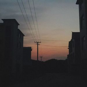 我不配（翻唱）