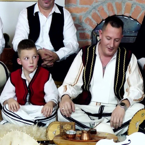 Kolozave sali bajrami & feriz krasniqit