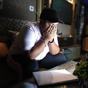 MEIN KHUSH TUJSE DUR