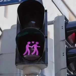 一箭中情 (Feat. KIWI伊伊, 袁啸远ShowYuan)