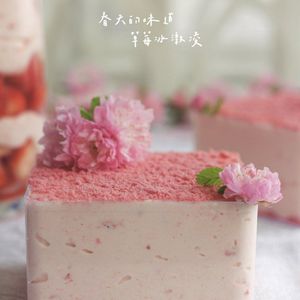 《樱花树下的她》- Cc