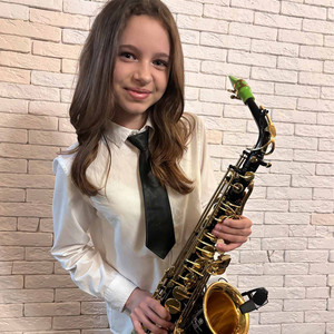 Невеста весной Alisa Sax