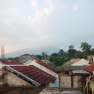 Semakin berisi semakin merunduk