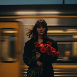 Yıldızsız Gecelerden Güneşsiz Sabahlara