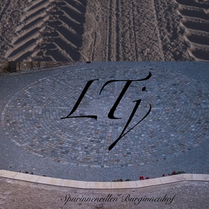 Spurinnenrillen Burginnenhof