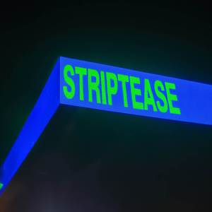 STRIPTEASE