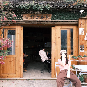 julie（朱莉） cover：布朗尼