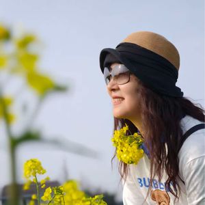 妈妈的笑靥如春花