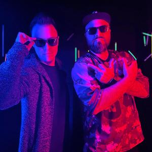 İtaat Et (feat. Uni-Q)