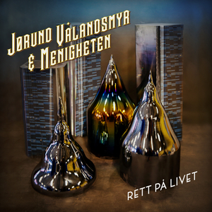 Hjerterått - Live fra Revolver