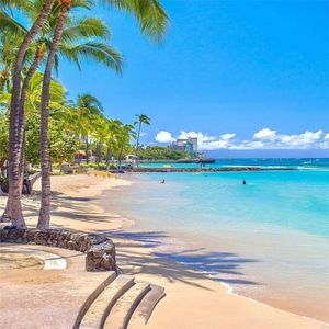 耳边轻声低语爱