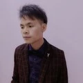红唇吻
