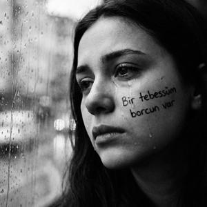 Bir tebessüm borcun var