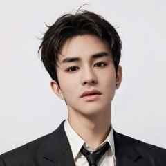 去年陪你过冬的人还在吗