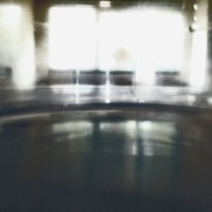 跳起来