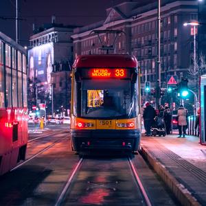 迷幻且危险的夜晚街头